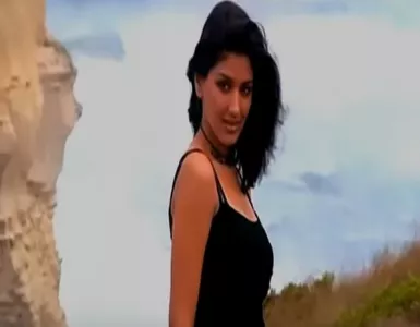 Enna Vilai Azhage Song Lyrics From Kadhalar Dhinam | என்ன விலையழகே பாடல் வரிகள் - Deeplyrics