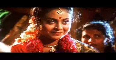 Kilakku Sivakiyile - Deeplyrics