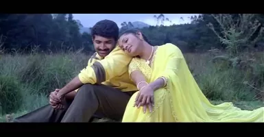 Thozha Thozha - Deeplyrics