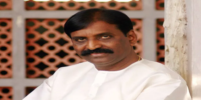 Vairamuthu
